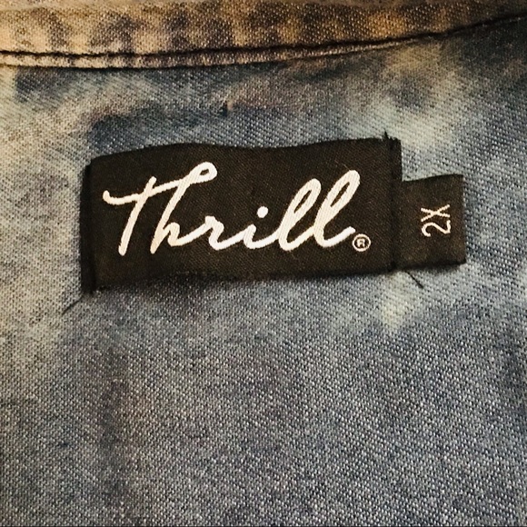 🔥Distressed Denim Patriot High-Low Casual Fun Shirt - Picture 5 of 6